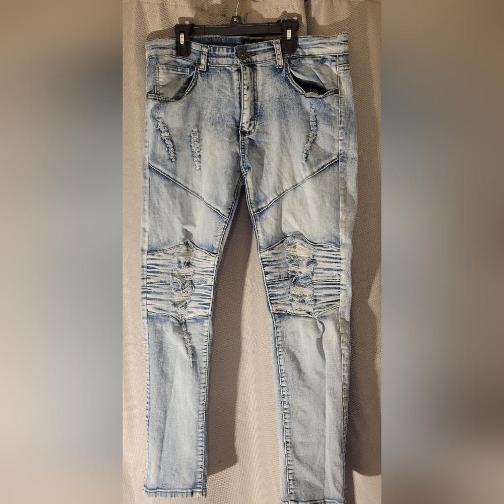 Light Blue Distressed Women's Jeans